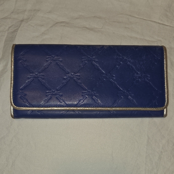 Longchamp Handbags - Longchamp Elegant Blue Women's Clutch